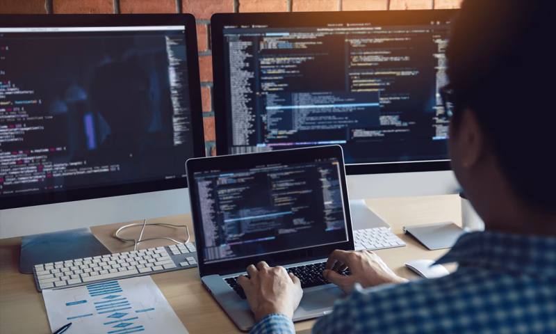 数据科学选型:R与Python如何赋能兴庆区网站建设?